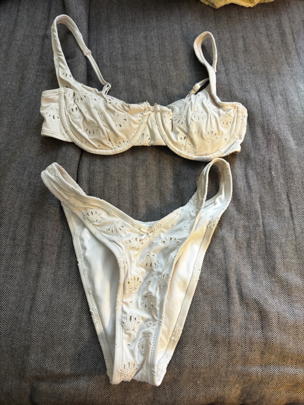 wild fable white Embroidered Underwire Bikini Set
